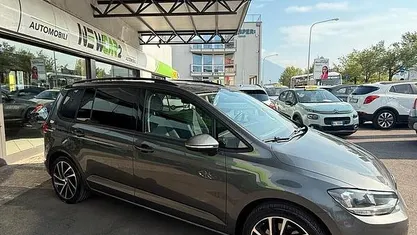 Usata VW Touran Executive 116 CV (85 kW) 2017 Grigio Monovolume