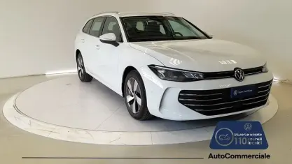 Usata VW Passat Business 204 CV (150 kW) 2025 Bianco Station wagon