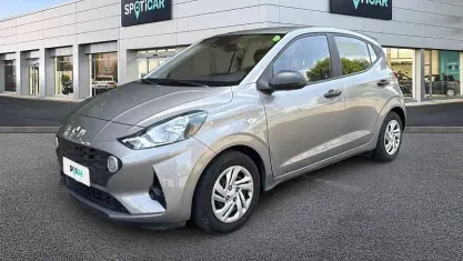 Usata Hyundai i10 Advanced 67 CV (49 kW) 2023 Grigio Utilitaria