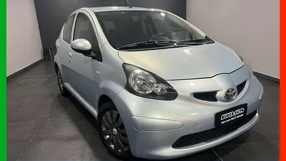Antracite(met.) Usata 2007 Toyota Aygo Due volumi | 5500 € (Buon prezzo)