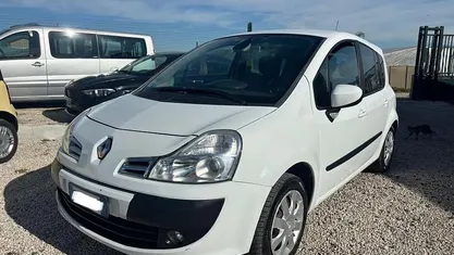 Usata 2011 Renault Modus Monovolume | 4000 € (Buon prezzo)