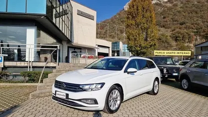 Bianco Usata 2021 VW Passat Business Station wagon | 17.700 € (Buon prezzo)