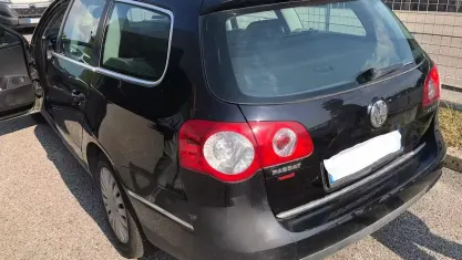 Usata VW Passat 140 CV (102 kW) 2006 Nero Station wagon
