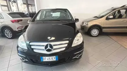 Usata Mercedes B150 95 CV (69 kW) 2008 Nero Monovolume