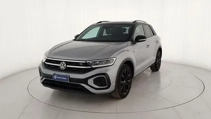 Usata VW T-Roc R-line 110 CV (80 kW) 2024 Grigio SUV