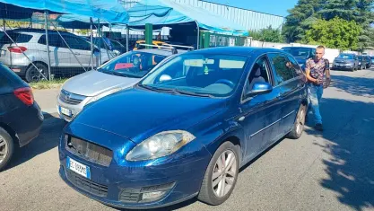 Usata Fiat Croma Dynamic 150 CV (110 kW) 2010 Blu Station wagon