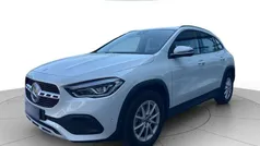 Bianco digital metallizzato Usata 2021 Mercedes GLA180 Business SUV | 31.800 € (Ottimo prezzo)