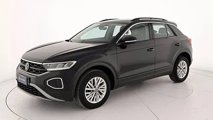 Usata 2024 VW T-Roc Life SUV | 27.500 € (Buon prezzo)