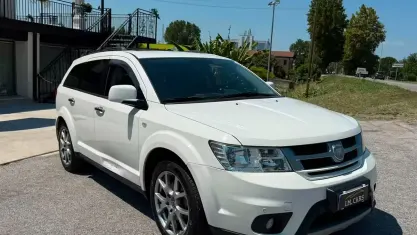 Usata Fiat Freemont Lounge 170 CV (125 kW) 2012 Bianco SUV