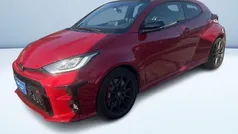 Rosso metallizzato Usata 2021 Toyota Yaris Due volumi | 34.800 € (Buon prezzo)