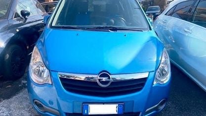 Usata Opel Agila Enjoy 86 CV (63 kW) 2009 Blu Utilitaria
