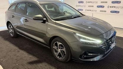 Begagnad Hyundai i30 Prime 120 HK (88 kW) 2023 Grå Kombi