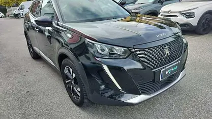 Usata Peugeot 2008 Allure 110 CV (80 kW) 2021 SUV