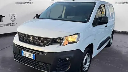 Bianco Usata 2022 Peugeot Partner Premium Monovolume | 14.500 € (Super prezzo)