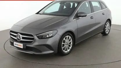 Usata Mercedes B180 Progressive 116 CV (85 kW) 2021 Grigio Monovolume