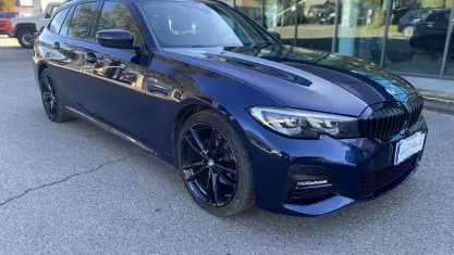 Usata BMW 320 M Sport 190 CV (139 kW) 2020 Blu Station wagon