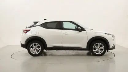 Usata Nissan Juke N-Connecta 117 CV (86 kW) 2021 Biancobianco SUV