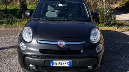 Usata Fiat 500L Living 105 CV (77 kW) 2014 Grigio Monovolume