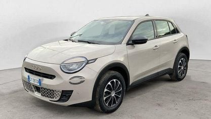 Usata Fiat 600 Business 110 CV (80 kW) 2025 Beige SUV