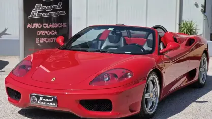 Usata Ferrari 360 400 CV (294 kW) 2003 Rosso Cabrio