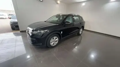 Nuova VW Tiguan Edition 150 CV (110 kW) 2026 Grigia SUV