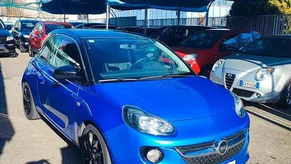 Usata Opel Adam 70 CV (51 kW) 2016 Blu Utilitaria