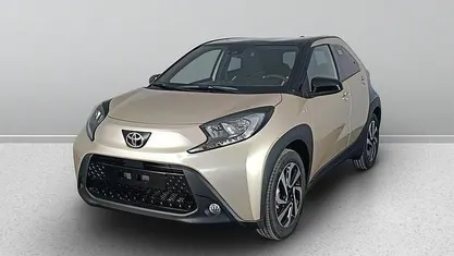 Gray Nuova 2025 Toyota Aygo Due volumi | 2440 €