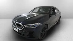 Carbon black metallizzato Usata 2022 BMW X6 M Sport SUV | 67.900 € (Buon prezzo)