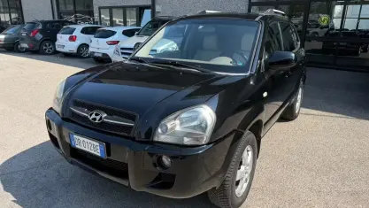 Usata Hyundai Tucson Active 141 CV (103 kW) 2008 Nero SUV