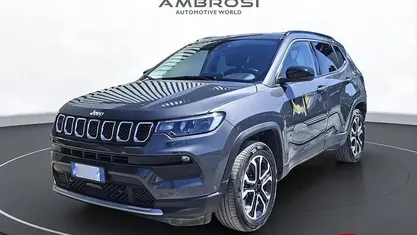 Käytetty Jeep Compass Limited 190 HP (139 kW) 2023 Harmaa Katumaasturi