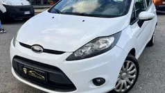 Bianco Usata 2011 Ford Fiesta Titanium Due volumi | 4600 € (Buon prezzo)