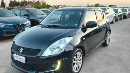 Usata Suzuki Swift 75 CV (55 kW) 2015 Nero Utilitaria