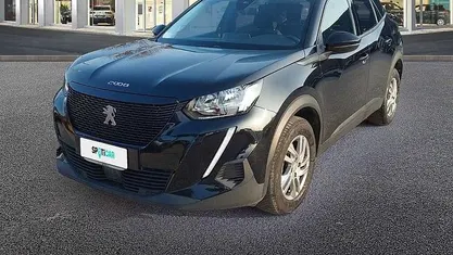 Usata Peugeot 2008 Active 110 CV (80 kW) 2022 SUV