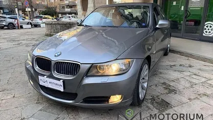 Usata BMW 320 177 CV (130 kW) 2010 Berlina