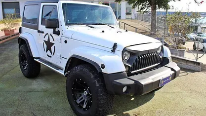 Bianco Usata 2011 Jeep Wrangler Sport SUV | 23.000 € (Ottimo prezzo)