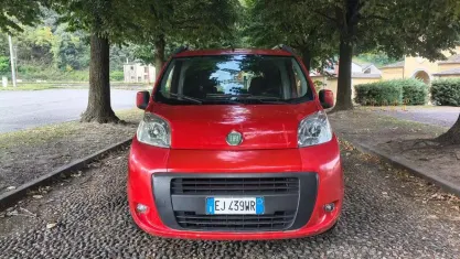 Usata Fiat Qubo Trekking 77 CV (56 kW) 2011 Rosso(met.) Monovolume