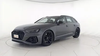 Usata Audi RS4 Comfort 450 CV (330 kW) 2022 Grigio daytona perlato Station wagon