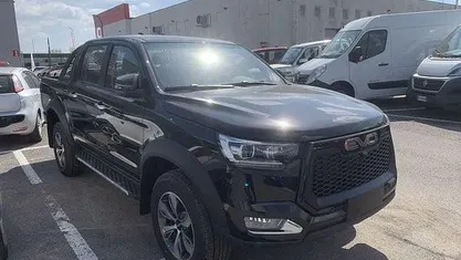 Usata EVO Cross 4 136 CV (100 kW) 2024 Nero Pick-up