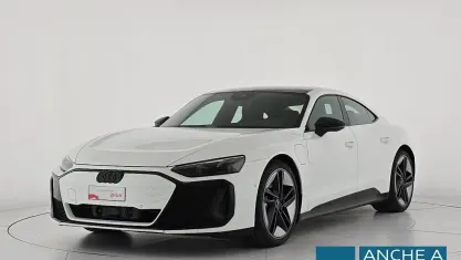 Nuova Audi e-tron GT quattro Comfort 500 kW (680 CV) 2025 Bianco Berlina