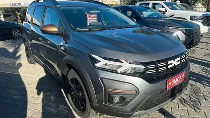 Ny Dacia Jogger Extreme 140 HK (102 kW) 2025 Minibuss