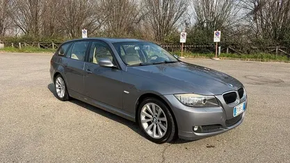Usata BMW 320 170 CV (125 kW) 2009 Grigio Station wagon