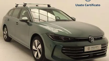 Nuova VW Passat Business 150 CV (110 kW) 2026 Mariposite green Station wagon