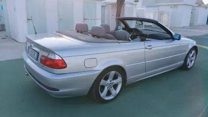 Begagnad BMW 330 Cabriolet 231 HK (169 kW) 2002 Silver Cab
