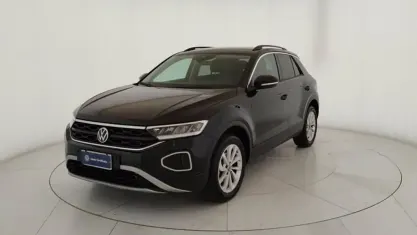 Usata VW T-Roc Edition 150 CV (110 kW) 2024 Nero metallizzato SUV