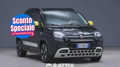 Nero cinema Usata 2025 Fiat Panda Cross Cross Utilitaria | 15.400 € (Buon prezzo)