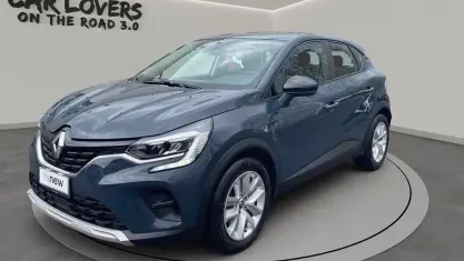 Begagnad Renault Captur Evolution 145 HK (106 kW) 2023 Blå SUV