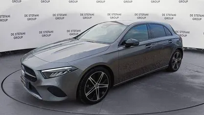Usata Mercedes A180 Advanced 116 CV (85 kW) 2024 Grigio Utilitaria