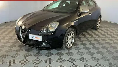 Usata Alfa Romeo Giulietta Super 120 CV (88 kW) 2018 Nero Utilitaria