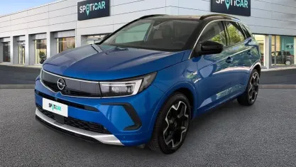 Usata Opel Grandland X Ultimate 131 CV (96 kW) 2022 Blu/azzurro SUV