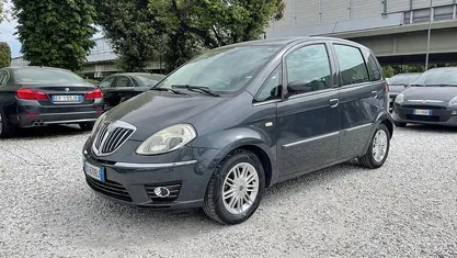 Usata Lancia Musa 95 CV (69 kW) 2008 Monovolume